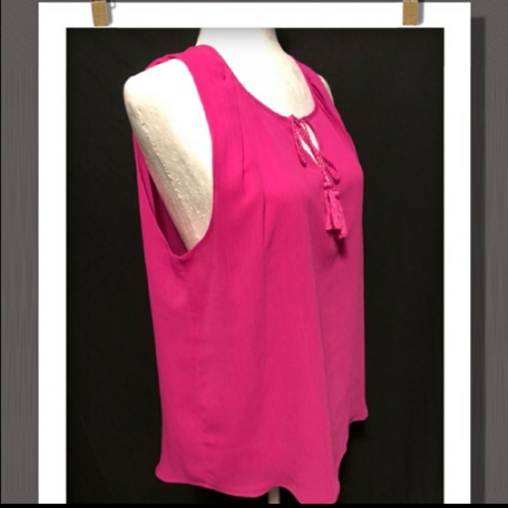 Pink sleeveless top